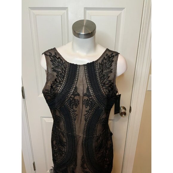 BCBG Max Azria Black Lace Embroidered Tulle Vivica Gown NWT $598, Size 10 - Picture 3 of 8